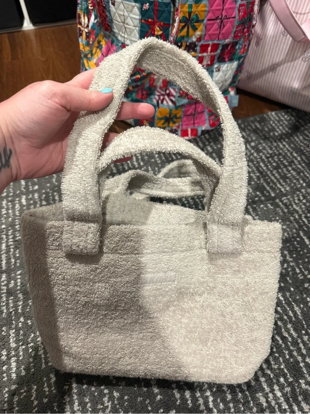 Skims small size tote bag - Picture 3 of 7